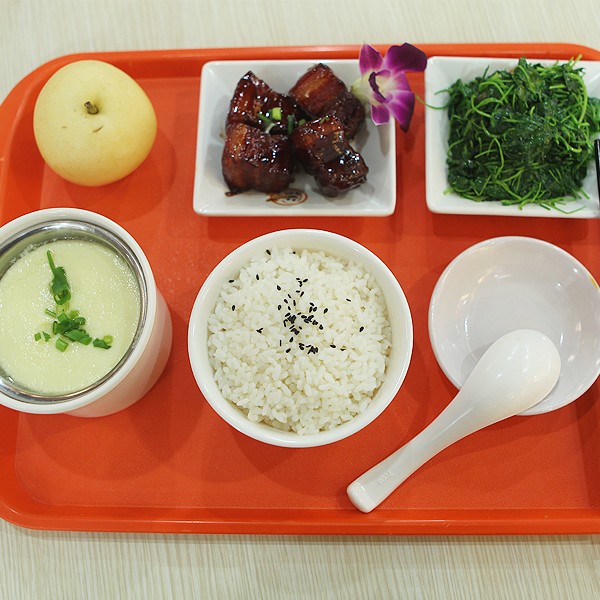 食堂承包饭菜实拍图